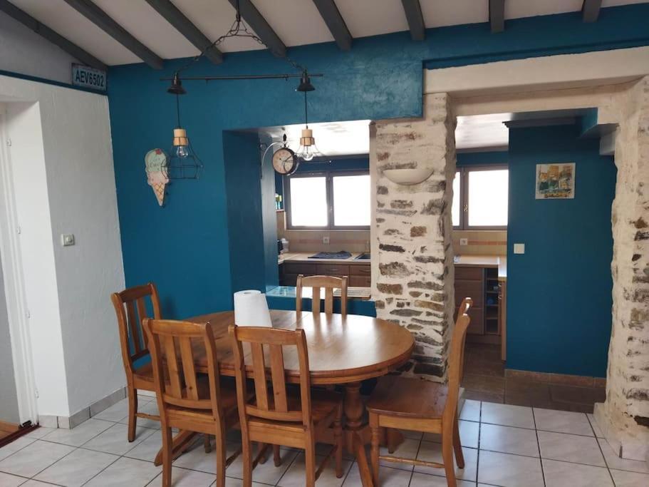 Charmante Maison Atypique En Village Saint-Colombin Экстерьер фото
